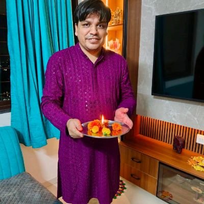 AskShailendra's profile picture. Business | Startups |Scams
🎥 Creator @AskShailendra — breaking real Indian business stories.
💎 Building The Gallore — modern Indian luxury brand.
