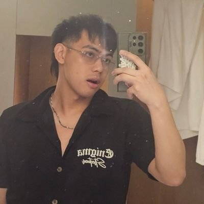 avitcii's profile picture. cry, cloutchase, captivate 🫶 born to make history | massive yapper