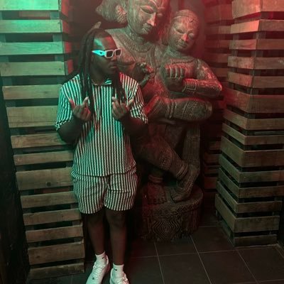 theonly2gz's profile picture. ig : thereal2gz ♉️ | freemycamp❤️🤘🏾| TerribleHotBoyz🏎️🔥| DvSteppin💤| DoItForSmoke💨| ElviaGrandson💜| LongLiveMa👒💞|JAD💘