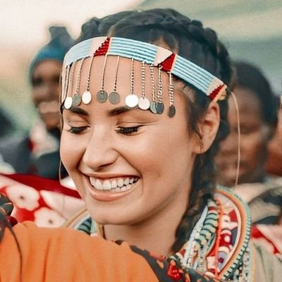 lovatodmtrias's profile picture. you can’t break me