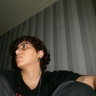 realifehater's profile picture. 