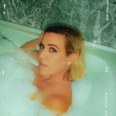 Laurencenerbonn's profile picture. Le ciel est beau regarde les nuages 29.03.24 https://t.co/lE8QCd33QJ