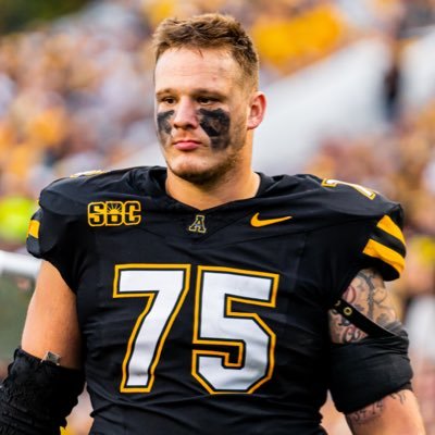 DoegeFelix's profile picture. OL X App State