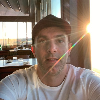 fmoz's profile picture. Software Developer in Berlin
 
https://t.co/L5tmYtBsaz - Set your goals.