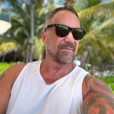 LaJeunessePI's profile picture. Husband | Dad | LEO ➡️ PI ➡️ Exec- Coach | Fit-Coach | Entrepreneur. Empowering elite performers to crush obstacles.  | ⚔️ Train Hard, Lead Harder ⚔️ 💯Club.