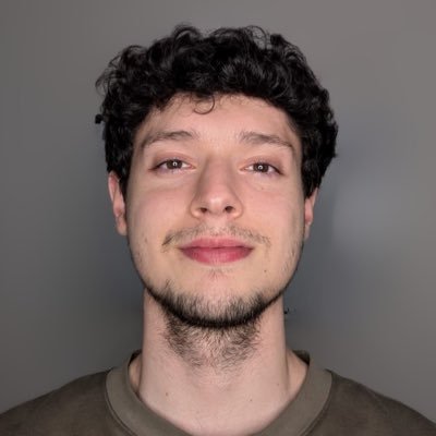 samhlzm's profile picture. building @asentapp | first ai linkedin companion combining volume + personalization for b2b sales teams :)