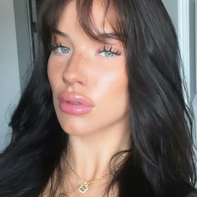 fionamaefitt's profile picture. 