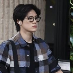 crimsonclvr7's profile picture. ⋆ ˚｡⋆୨୧˚　˚୨୧⋆｡˚ ⋆