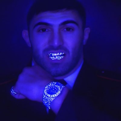 kankanyeyeye's profile picture. just a head