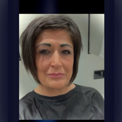 _sharina___s's profile picture. I’ll always be 20 steps behind. It’s a nice pace. Gives my brain time to absorb all the knowledge my eyes and ears are picking up on. 👀+👂🏽=🧠🤓🥸 #wiley💖