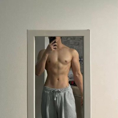 lookwithin29's profile picture. 