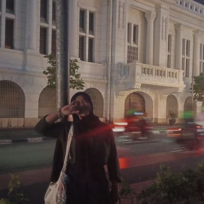 duappuluhdua's profile picture. pretty hurts, fr.