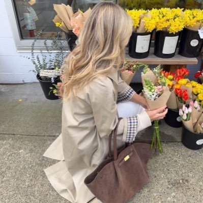 LaurenJSepe's profile picture. Sports, humor, dancing, sunsets, live music, spontaneity + giving back. Really good at having fun. Classy but swears. Led by heart.☀️⛵️🌊🏄🐚🐴🥃💼📖🌕✨🍷🍕🍦