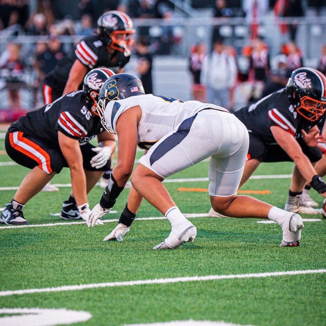 aidanamsden40's profile picture. 6’4 240lbs DE