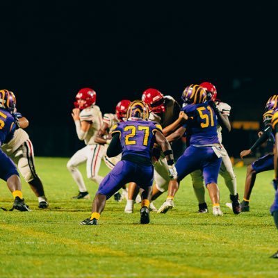 Nickcomon27's profile picture. MLB & OLB // Boynton beach highschool-student-athlete// Class of 2026 3.0 Gpa//200pounds 5’10 Contact - 5617773221                Email - Nickcomon@icloud.com
