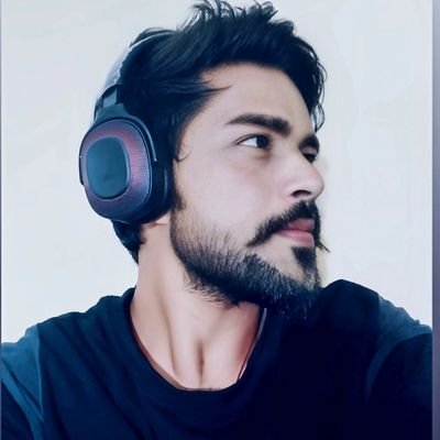 TheYashDahiya's profile picture. #SSR_Fan || Listen. learn. grow. || Introvert ||JNVU Alumni || Coffee Addict || Literature lover || Imotional belNg || Bibliophile 📚