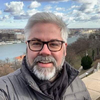 TomMattie199623's profile picture.