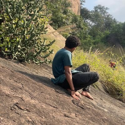 RaksAndRoll's profile picture. Floating in a most peculiar way | Building Spacecrafts @AuleSpace | BITS P '24