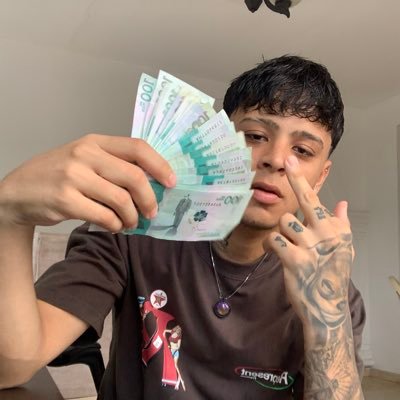 godalvarez23's profile picture. 8.0 🦶🏼| 22 years old 🇨🇴 | come to my dm and ruin your life with me 🏧 Drains / personalized videos / public exhibitions.    Secondary account