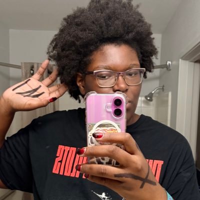 taxicabtruther's profile picture. 
