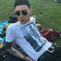 NormalTuna75681's profile picture. Sure computer style note.