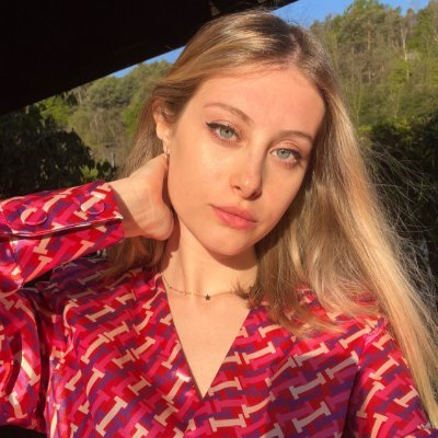 JamieVania6760's profile picture. Fashion designer👗