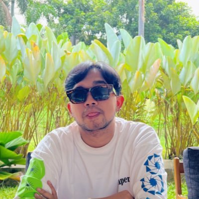 bayu_joo's profile picture. pengen ketiduran | penulis buku #PanduanPentingPasKebingungan | bayujooo@gmail.com / 081213436593 (Fay)