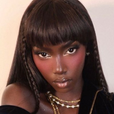 pnkdgaf's profile picture. 