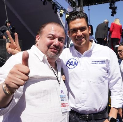 mariovlgigio's profile picture. #AntiMorena Abogado, Panista, PUMAS, Real Madrid, amo los perros 🐕