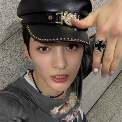 flatlinebizzlee's profile picture. no estoy enamorada ✯ #keonho