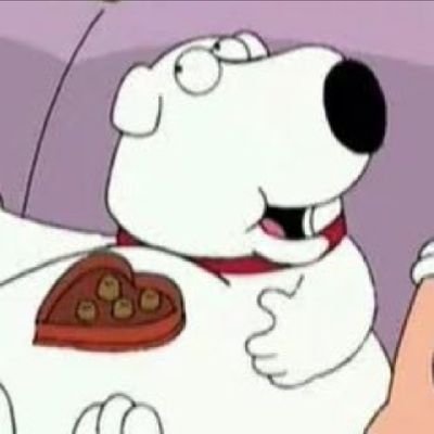 rocketvalkshot's profile picture. im a cis white european boy and i giggle under the christmas tree every year