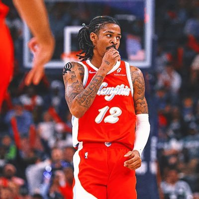 CrispMuffin's profile picture. 25 | Adrenaline chaser