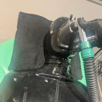 RubberMark40's profile picture. Deeply perverted bisexual male rubber slut