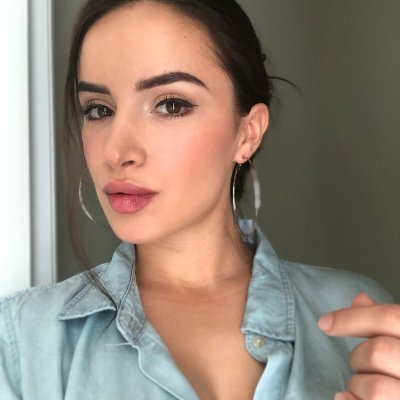 GraceSmith546's profile picture. Want to visit more cities and enjoy the beauty of nature.