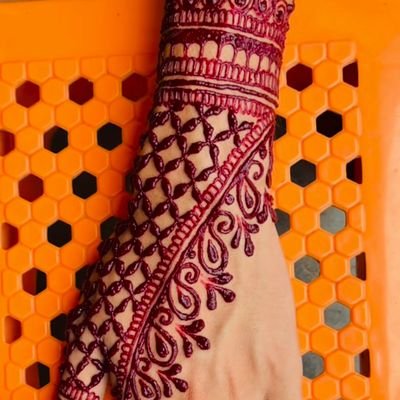 sanny7862977's profile picture. 