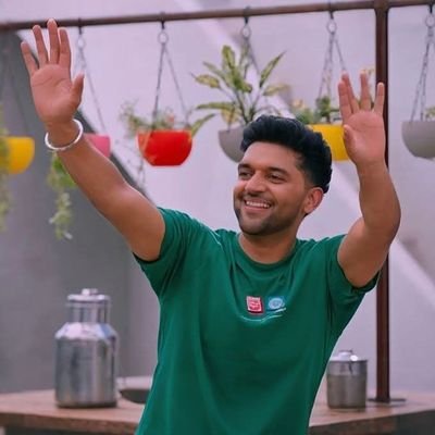 gurirandhawa__'s profile picture. My first&last love @Guruofficial 😘Love u Gursharan babu..He retweet me till now.He rply me:-15.7.20& 22.11.2023😭. Insta I'd(gurirandhawa___)