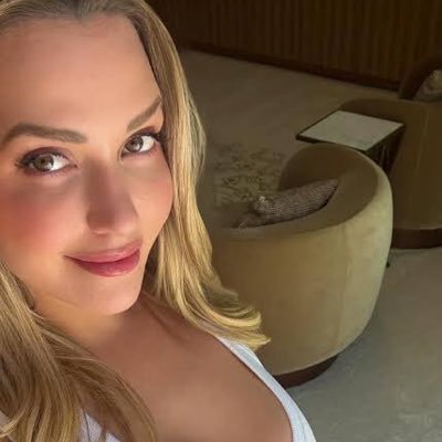 jane952635's profile picture. Life is too short to be vanilla, Too hot to handle less talk, more action Good vibes and dirty minds zangi/ 1025810912