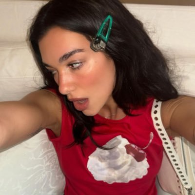 DEPAK0ETED's profile picture. but if i gave up on being pretty i wouldn't know how to be alive.