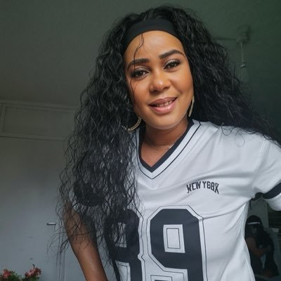 lraq1995lraq's profile picture. 