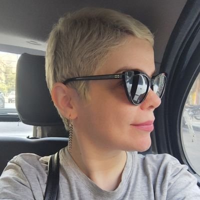 Saaraa131313's profile picture. ضمن اینکه عرزشی فالو نکنه، باید بگم اگه فامیلی سرِ علی بلاک کن بابا!