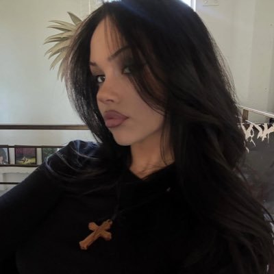 vampegan's profile picture. sink your teeth into me