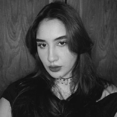 CocoBandigo's profile picture. Dios perdona pero yo no // Escuálida. //  Economista e Ilustradora // 
#11𝑦𝑒𝑎𝑟𝑤𝑖𝑡𝒉𝑏𝑡s @kimbilis --- Army Account