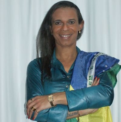 cinthiamarirs's profile picture. Ex-vereadora suplente em Porto Alegre. Repórter, fotógrafa, instrutora de tênis, palestrante. Mulher trans conservadora de Direita. Família em 1ro lugar!