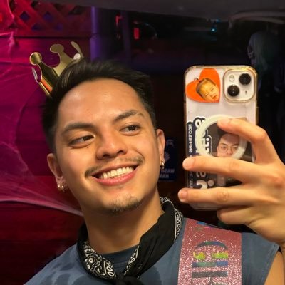 zxnxz99's profile picture. all views are my own