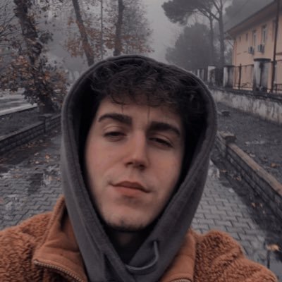 sorunbenimbelki's profile picture. Benim kalmadı mecalim.