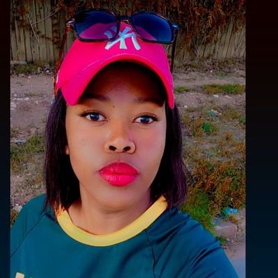 TshegoItu1's profile picture. Electrical engineering 🔦💡📚📚
Selectively social ❤️ TSWANA QUEEN 👑
