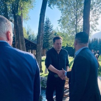 GeorgeStacin's profile picture. Tesla stockholders. Major shareholder.   •Institutional investors