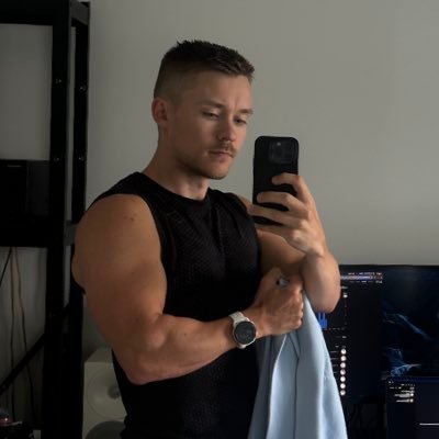 itslindberg's profile picture. Programmer • building https://t.co/PnQRlHgRAN &  https://t.co/ZaxvGQbfmT