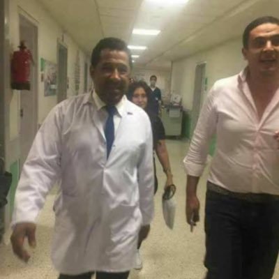 riri0sz's profile picture. دكتورت صيدلانيت