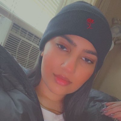 shanzaa_'s profile picture. الحمدلله